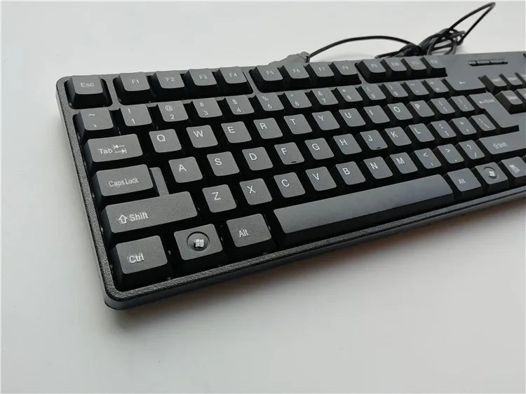 teclado com keycaps com letras em espanhol, francês, russo e árabe teclado gamer com fio USB de 104 teclas para computador